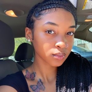 Meet your Posher, Deshayla